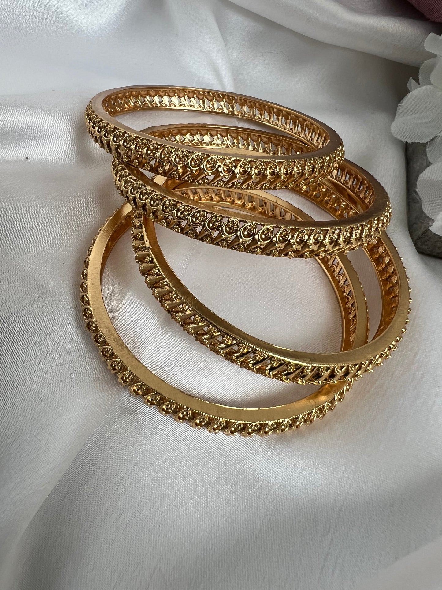 Antique Classic Bangles With Matte Gold Plating, set of four  B3005