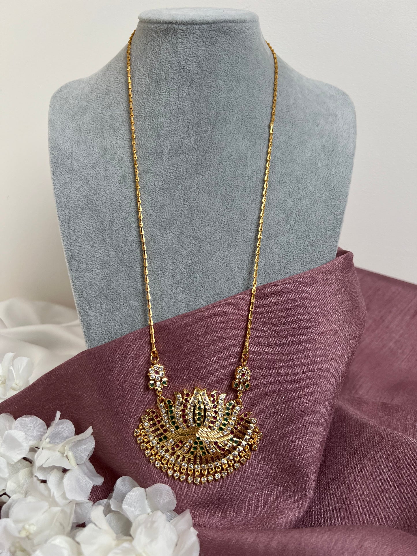 Long pathakam necklace in rubygreen N3154